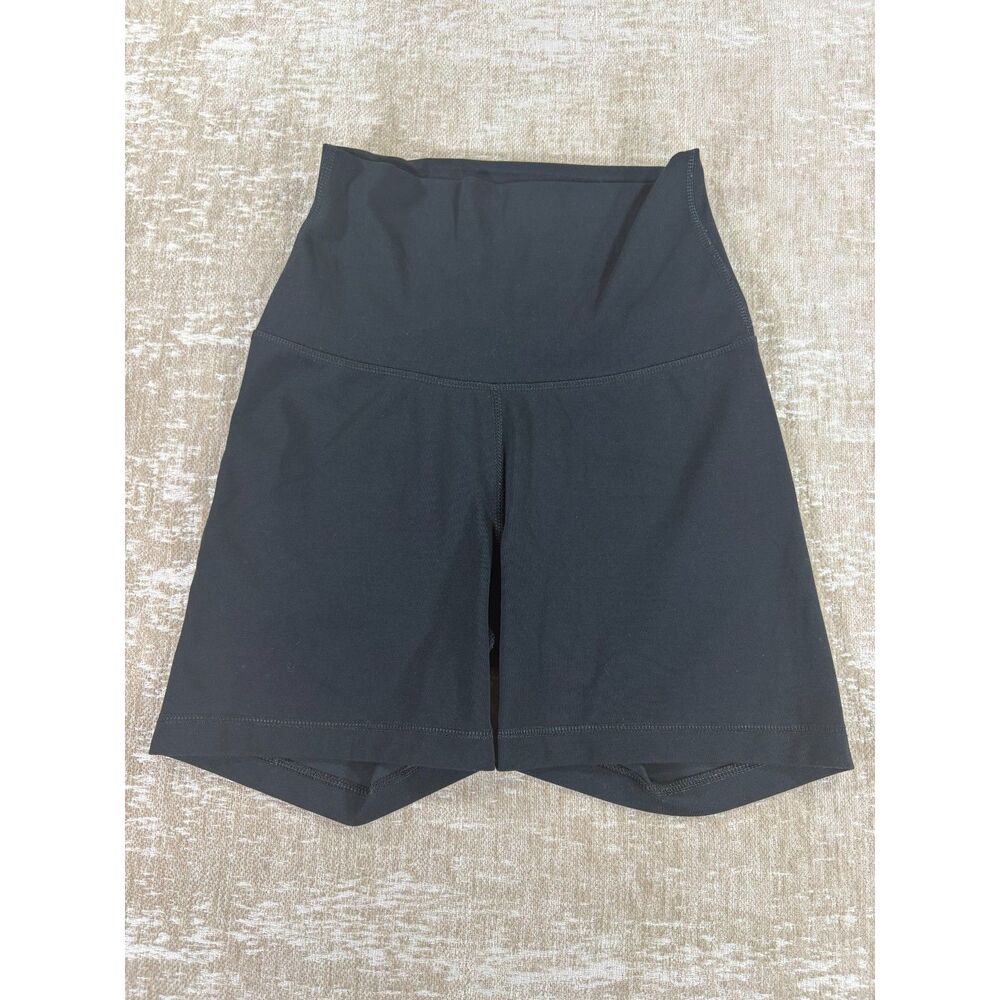 Yogalicious High-Waisted 5" Bike Shorts | Size S
